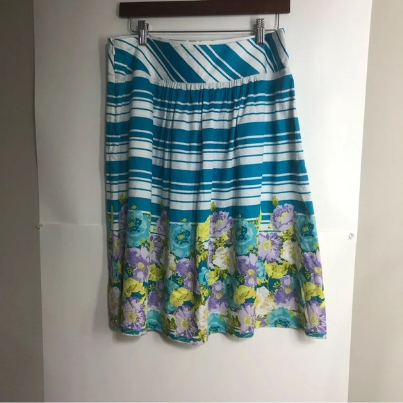 5/$25 
Talbots Floral Skirt Turquoise White 8 Stripes Flower  Side Zipper - Picture 4 of 8